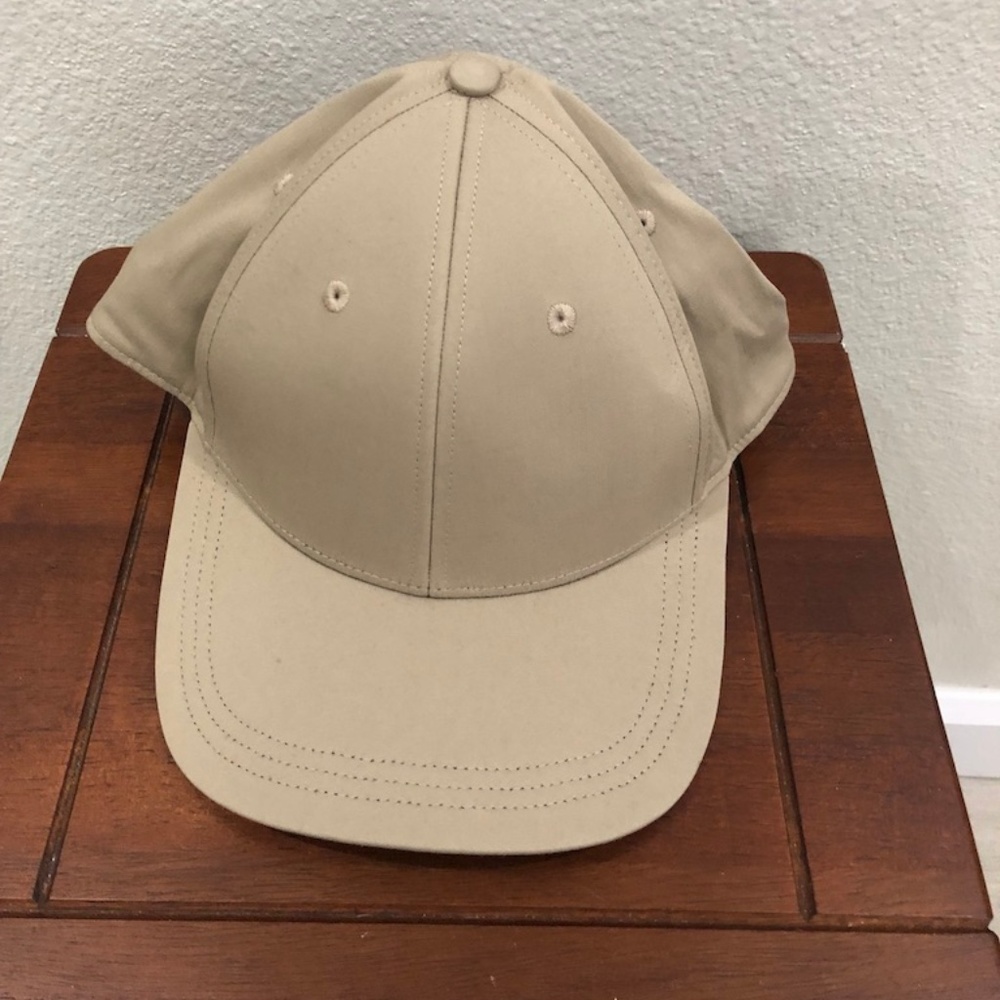 Lululemon On the Fly Ball Cap Hat NWT